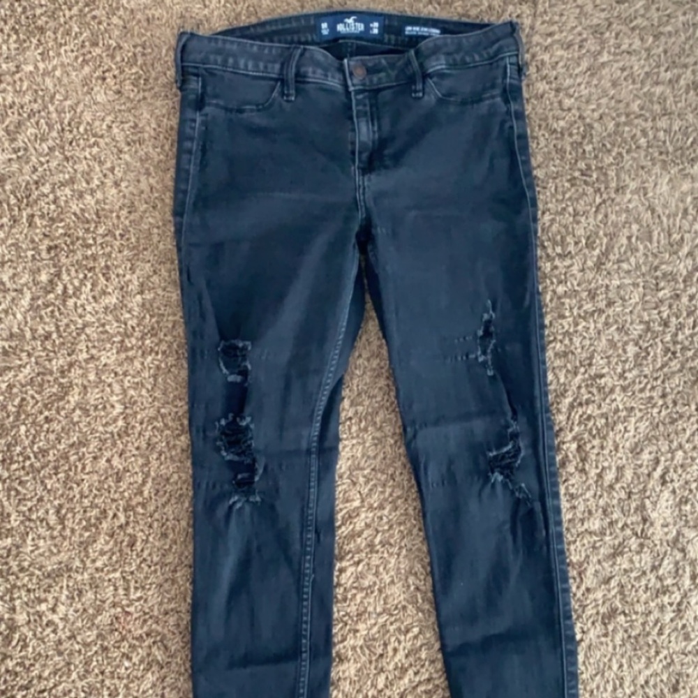 Hollister Ripped Super Skinny Jeans